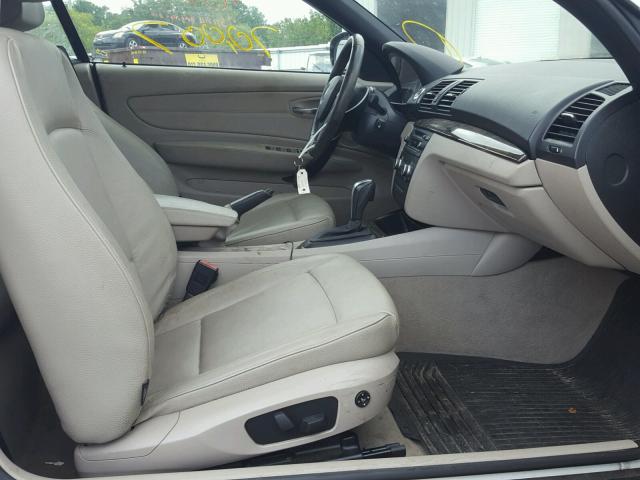 WBAUN1C50AVH81686 - 2010 BMW 128 I WHITE photo 5