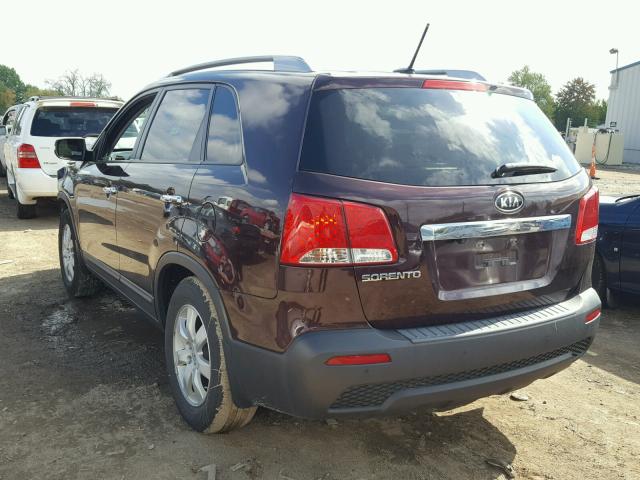 5XYKT3A6XCG240028 - 2012 KIA SORENTO BA BROWN photo 3