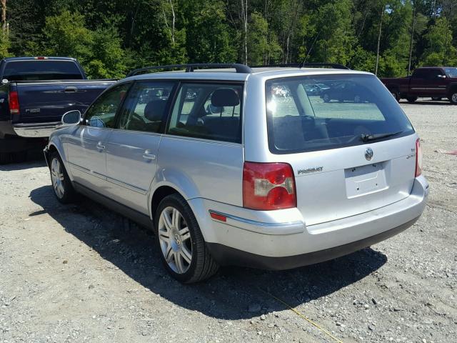 WVWYU63B05E099484 - 2005 VOLKSWAGEN PASSAT GLX 银色 照片 3