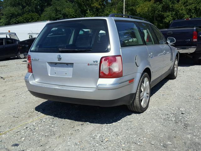 WVWYU63B05E099484 - 2005 VOLKSWAGEN PASSAT GLX 银色 照片 4