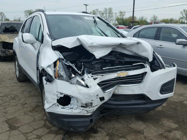 3GNCJPSB1GL279593 - 2016 CHEVROLET TRAX 1LT WHITE photo 1