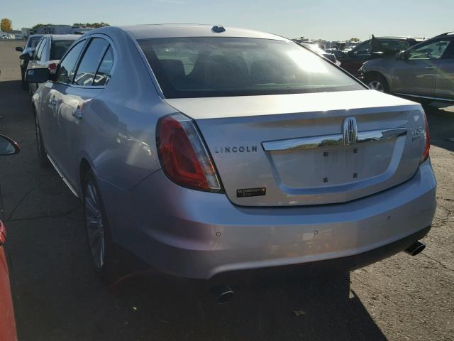 1LNHL9ER2AG606104 - 2010 LINCOLN MKS SILVER photo 3