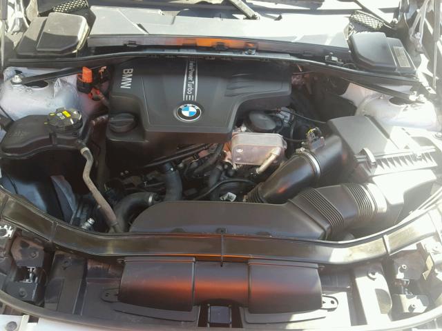 WBAVM1C5XFVZ94589 - 2015 BMW X1 Күміс фото 7