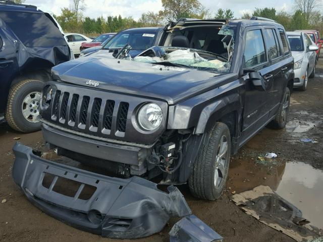 1C4NJPFAXGD612415 - 2016 JEEP PATRIOT LA GRAY photo 2