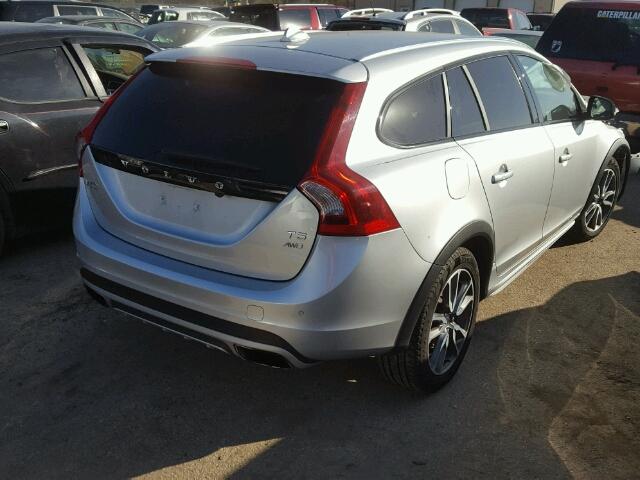 YV4612HK3G1013593 - 2016 VOLVO V60 CROSS SILVER photo 4