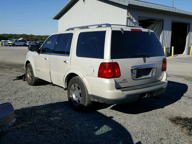 5LMFU28505LJ01905 - 2005 LINCOLN NAVIGATOR CREAM photo 3