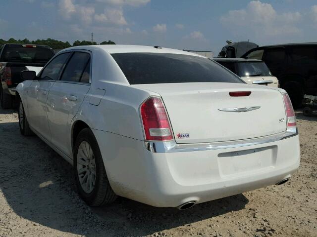 2C3CCAAG9DH732025 - 2013 CHRYSLER 300 WHITE photo 3