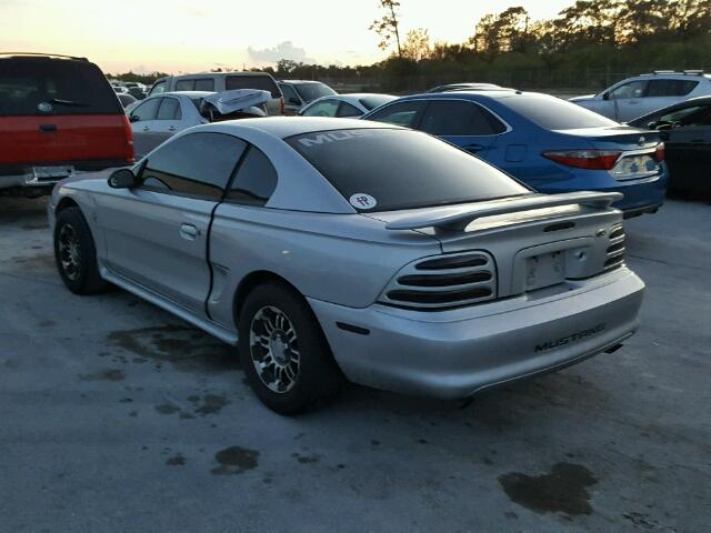 1FALP4047SF221152 - 1995 FORD MUSTANG SILVER photo 3