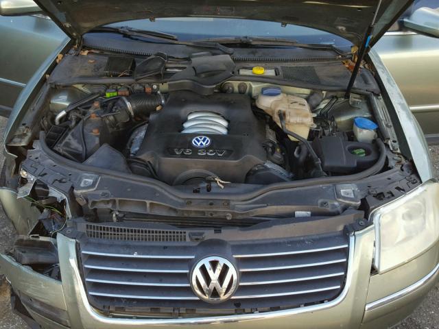 WVWRH63B94P142540 - 2004 VOLKSWAGEN PASSAT GLX 绿色 照片 7