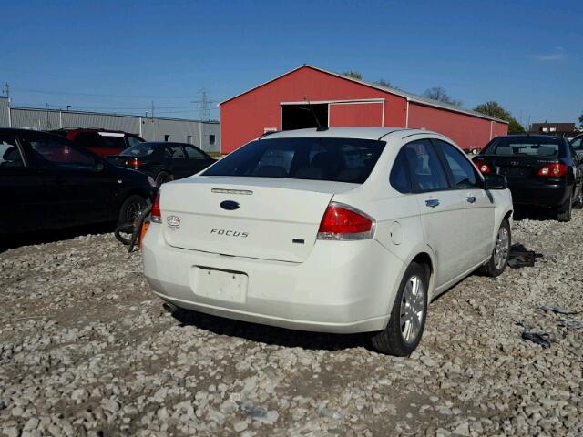 1FAHP3HN8AW100996 - 2010 FORD FOCUS SEL WHITE photo 4