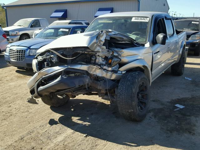 5TEGN92N34Z412593 - 2004 TOYOTA TACOMA DOU SILVER photo 2