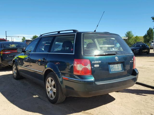 WVWYH63B92E105511 - 2002 VOLKSWAGEN PASSAT GLX GREEN photo 3