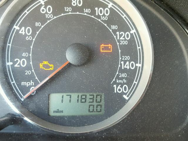 WVWYH63B92E105511 - 2002 VOLKSWAGEN PASSAT GLX GREEN photo 8