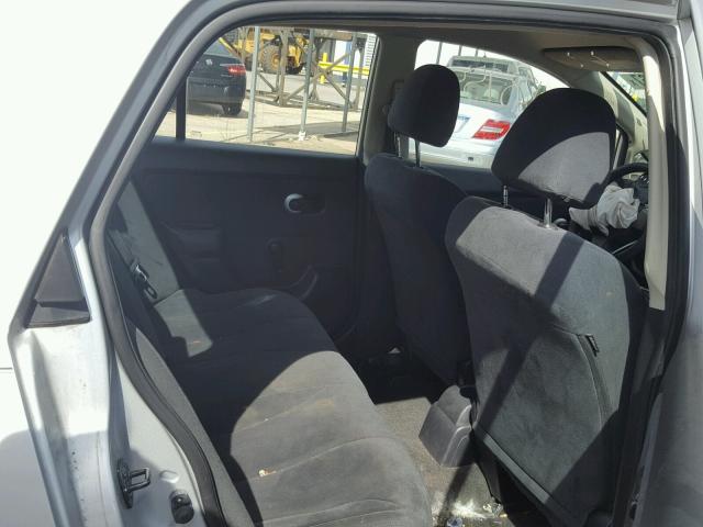 3N1CC1AP7BL390867 - 2011 NISSAN VERSA S SILVER photo 6