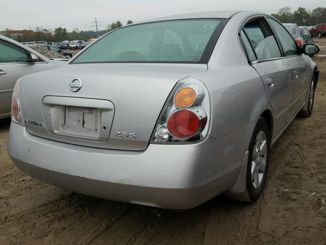 1N4AL11D93C150281 - 2003 NISSAN ALTIMA BAS SILVER photo 4