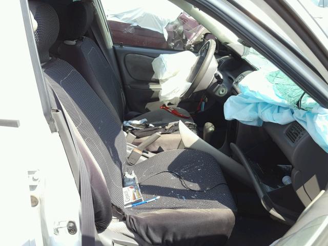 1Y1SK5284XZ417917 - 1999 CHEVROLET GEO PRIZM 白色 照片 5