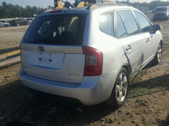 KNAFG526987190482 - 2008 KIA RONDO SILVER photo 4