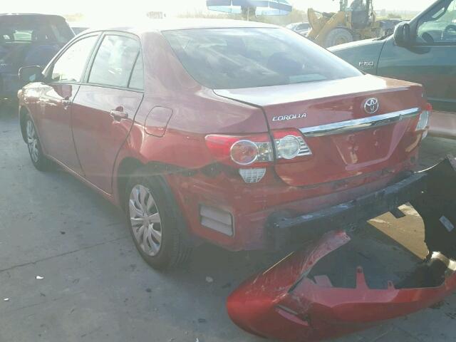 2T1BU4EEXCC810738 - 2012 TOYOTA COROLLA BA RED photo 3