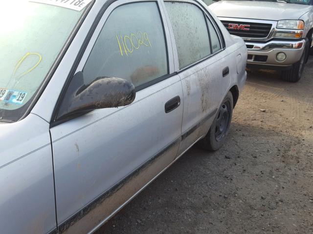 1Y1SK5287XZ430886 - 1999 CHEVROLET GEO PRIZM 灰色 照片 9