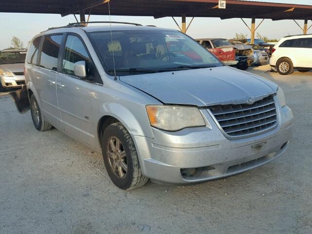 2A8HR54P48R745096 - 2008 CHRYSLER TOWN & COU SILVER photo 1