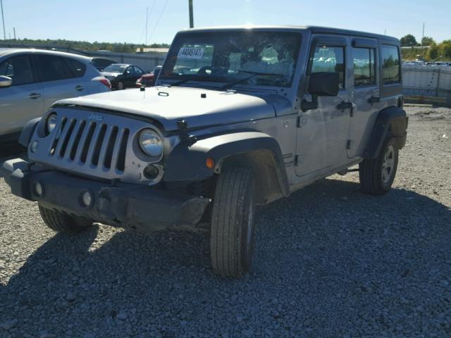 1C4BJWKG6GL293625 - 2016 JEEP WRANGLER U GRAY photo 2