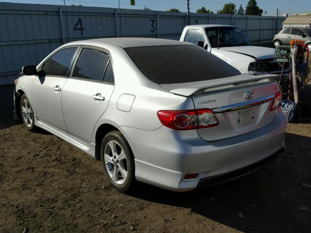 5YFBU4EE3DP138989 - 2013 TOYOTA COROLLA BA SILVER photo 3