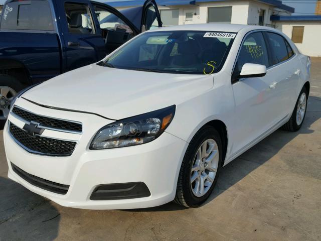 1G11D5RR1DF107237 - 2013 CHEVROLET MALIBU 1LT WHITE photo 2