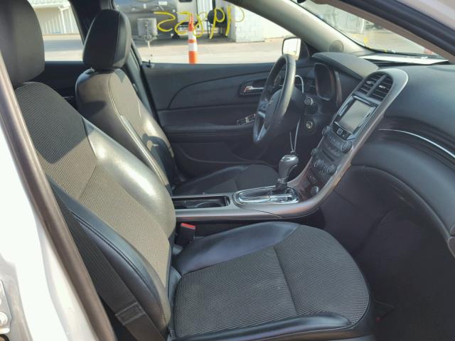 1G11D5RR1DF107237 - 2013 CHEVROLET MALIBU 1LT WHITE photo 5