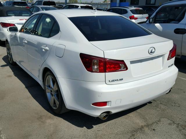 JTHBF5C27C5176552 - 2012 LEXUS IS WHITE photo 3