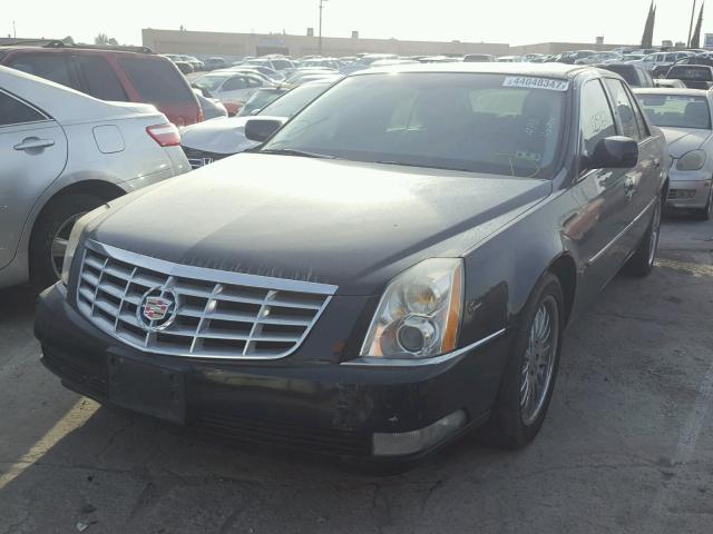 1G6KD57Y08U108714 - 2008 CADILLAC DTS BLACK photo 2