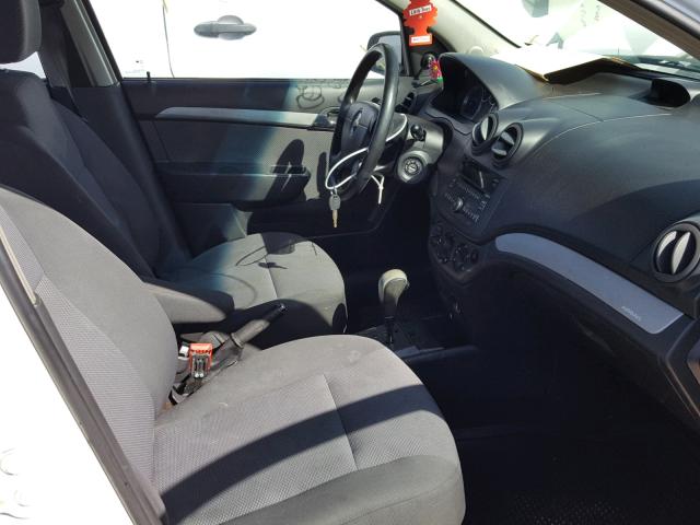 KL1TD5DE0AB088534 - 2010 CHEVROLET AVEO LS WHITE photo 5