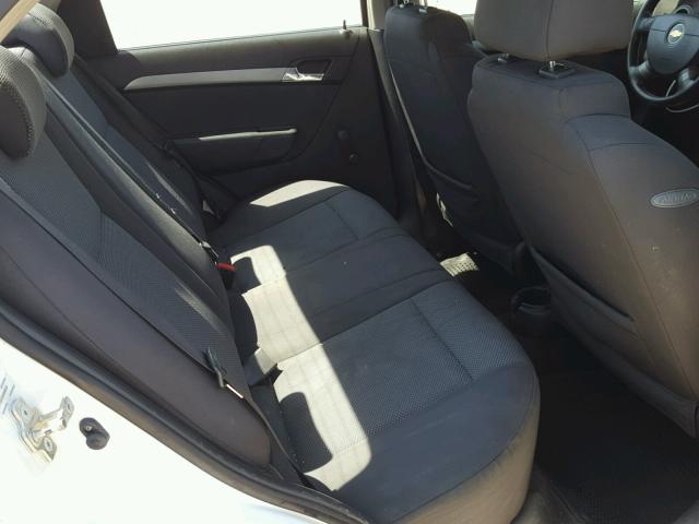 KL1TD5DE0AB088534 - 2010 CHEVROLET AVEO LS WHITE photo 6