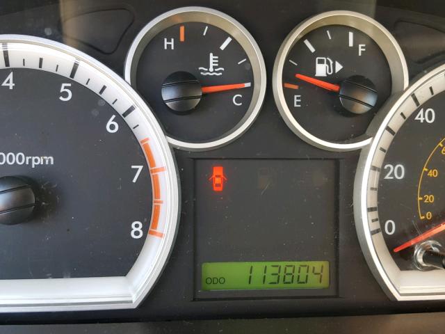 KL1TD5DE0AB088534 - 2010 CHEVROLET AVEO LS WHITE photo 8