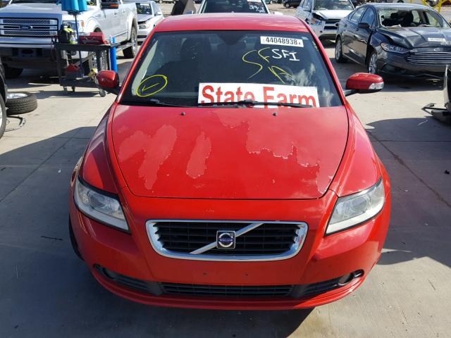 YV1382MS0A2506960 - 2010 VOLVO S40 2.4I RED photo 9