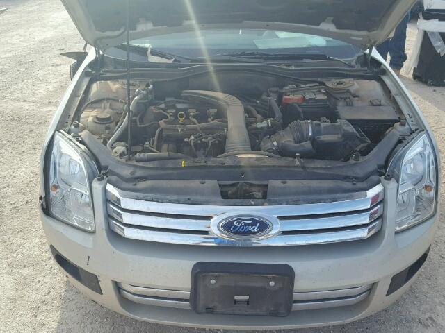 3FAHP07Z68R261377 - 2008 FORD FUSION SE GOLD photo 7