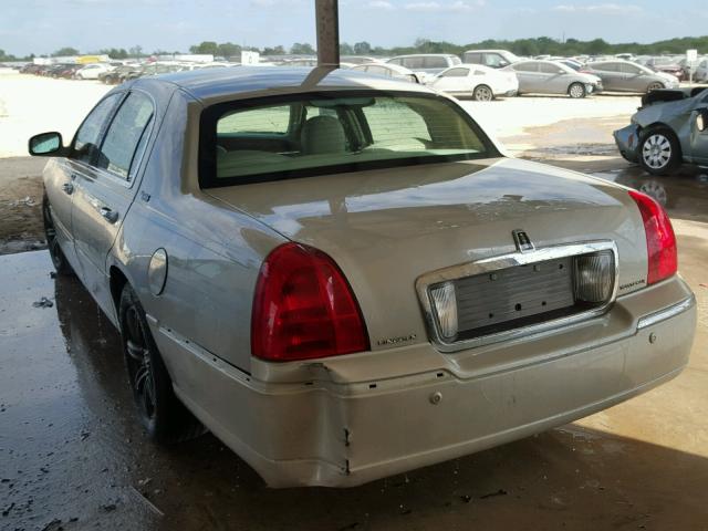 1LNHM82W85Y648228 - 2005 LINCOLN TOWN CAR S BEIGE photo 3