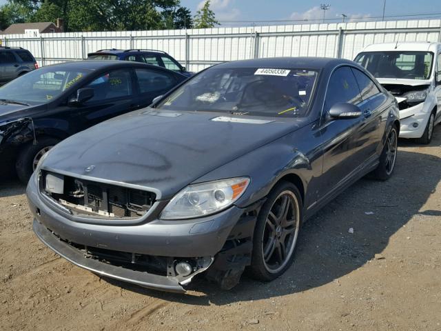 WDDEJ71X27A007517 - 2007 MERCEDES-BENZ CL 550 GRAY photo 2