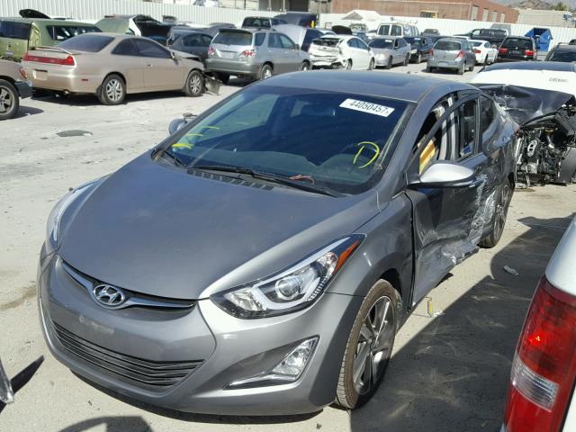 5NPDH4AE3EH512213 - 2014 HYUNDAI ELANTRA SE SILVER photo 2