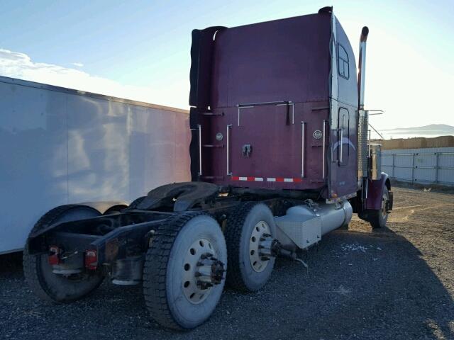 1FUPCDYB3YPF01868 - 2000 FREIGHTLINER CONVENTION MAROON photo 4