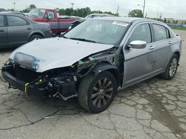 1C3CCBCG2DN515796 - 2013 CHRYSLER 200 SILVER photo 2