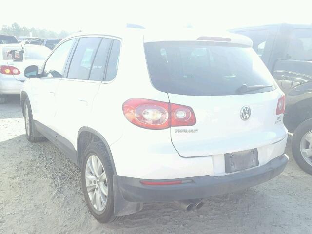 WVGBV75N09W525928 - 2009 VOLKSWAGEN TIGUAN WHITE photo 3