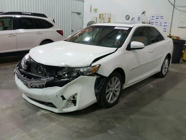 4T4BF1FK9ER367017 - 2014 TOYOTA CAMRY L WHITE photo 2