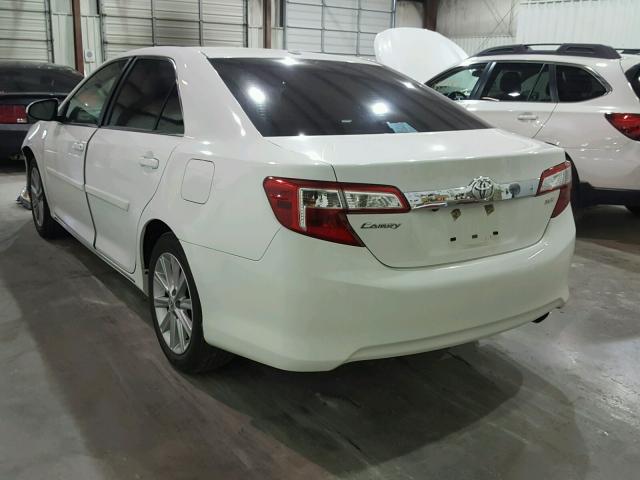 4T4BF1FK9ER367017 - 2014 TOYOTA CAMRY L WHITE photo 3