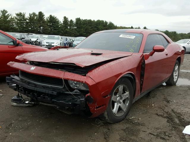 2B3CJ4DV3AH200134 - 2010 DODGE CHALLENGER RED photo 2