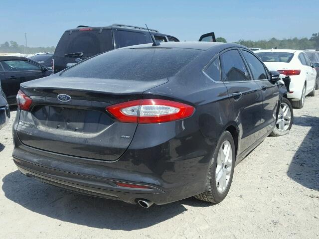 3FA6P0H72FR181771 - 2015 FORD FUSION SE BLACK photo 4