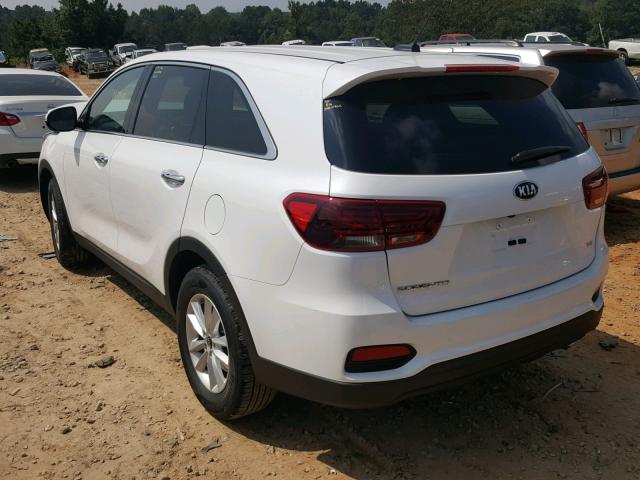 5XYPG4A55KG488788 - 2019 KIA SORENTO LX WHITE photo 3