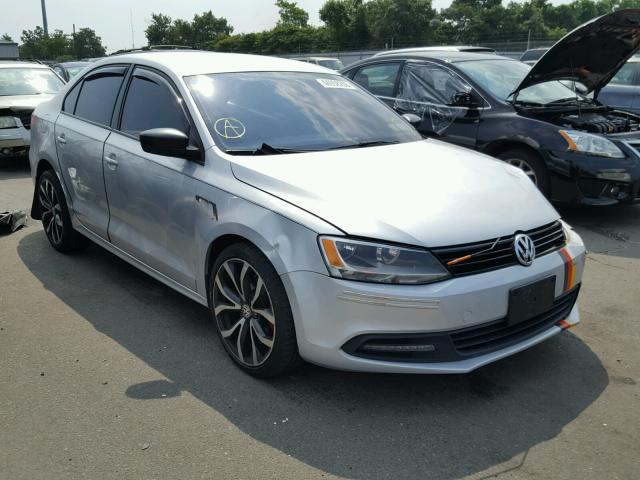 3VW2K7AJXCM306429 - 2012 VOLKSWAGEN JETTA BASE 银色 照片 1