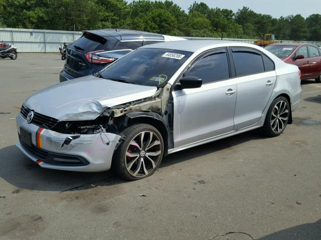 3VW2K7AJXCM306429 - 2012 VOLKSWAGEN JETTA BASE 银色 照片 2