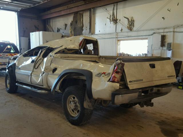 1GCHK29113E137072 - 2003 CHEVROLET SILVERADO WHITE photo 3