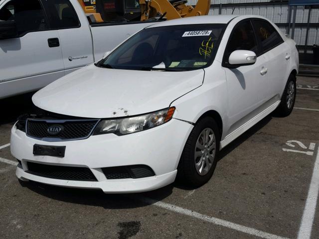 KNAFU4A20A5267047 - 2010 KIA FORTE EX WHITE photo 2